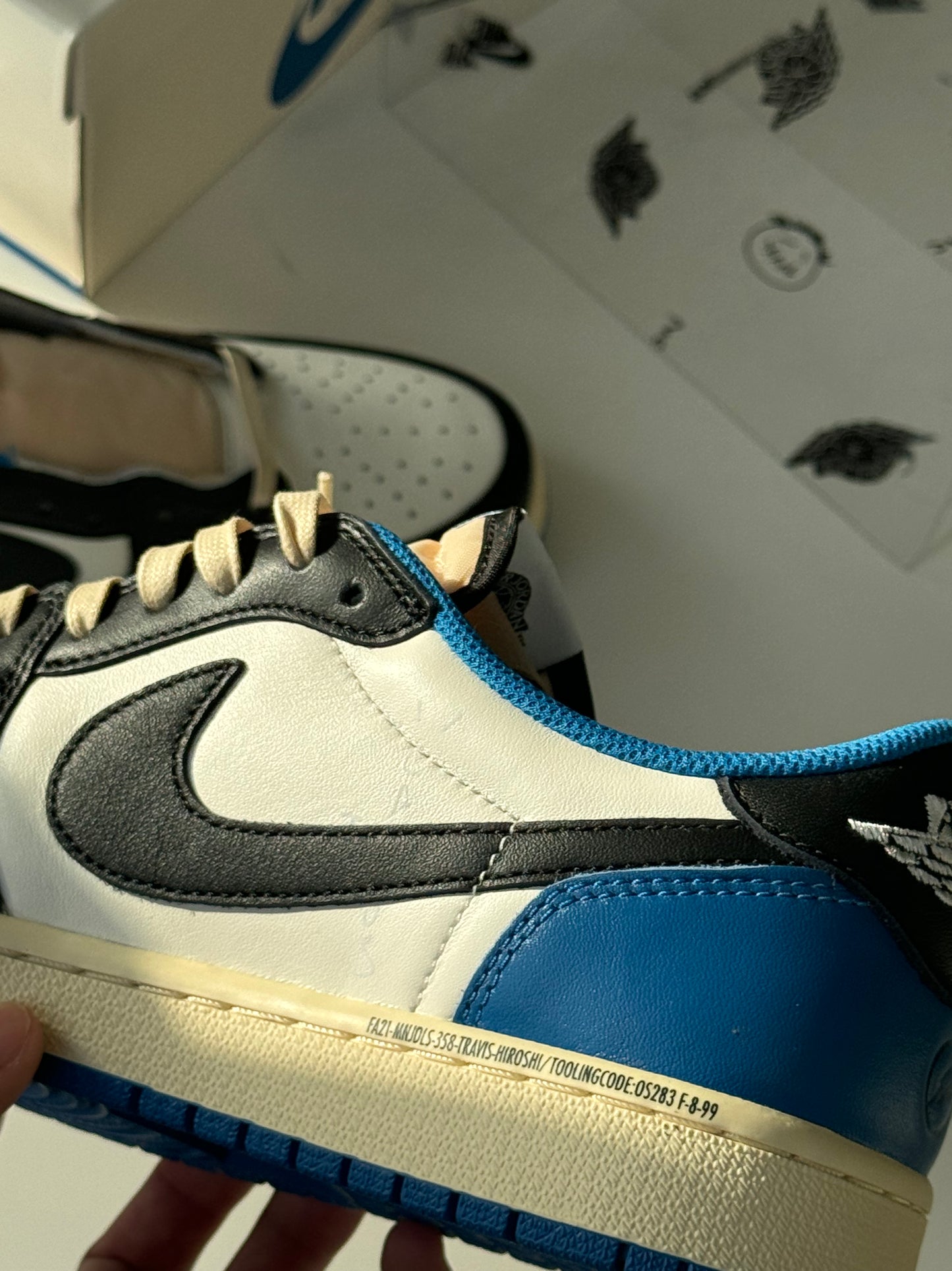 Nike Air Jordan 1 low Travis Scott x Fragment